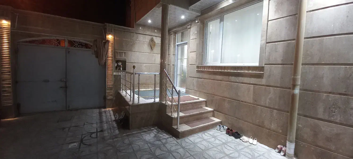 خانه ویلایی مسکونی|فروش خانه و ویلا|خوی, |دیوار