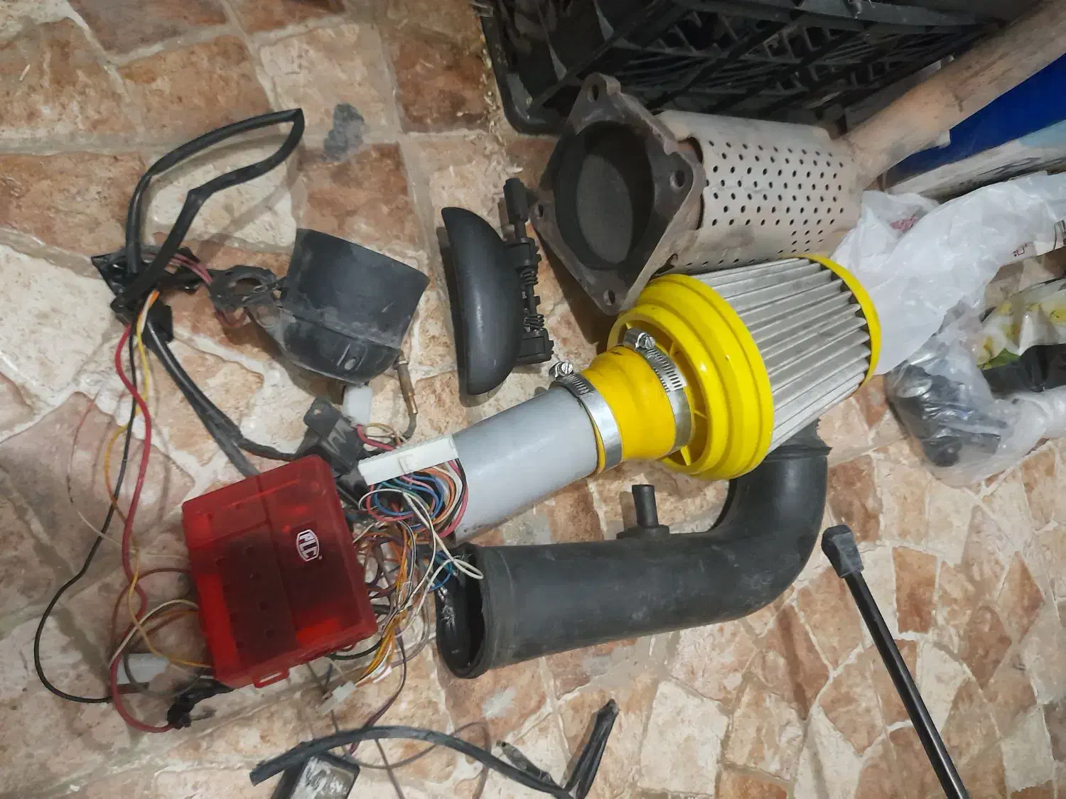 قطعات یدکی خودرو|قطعات یدکی و لوازم جانبی|بیرجند, |دیوار