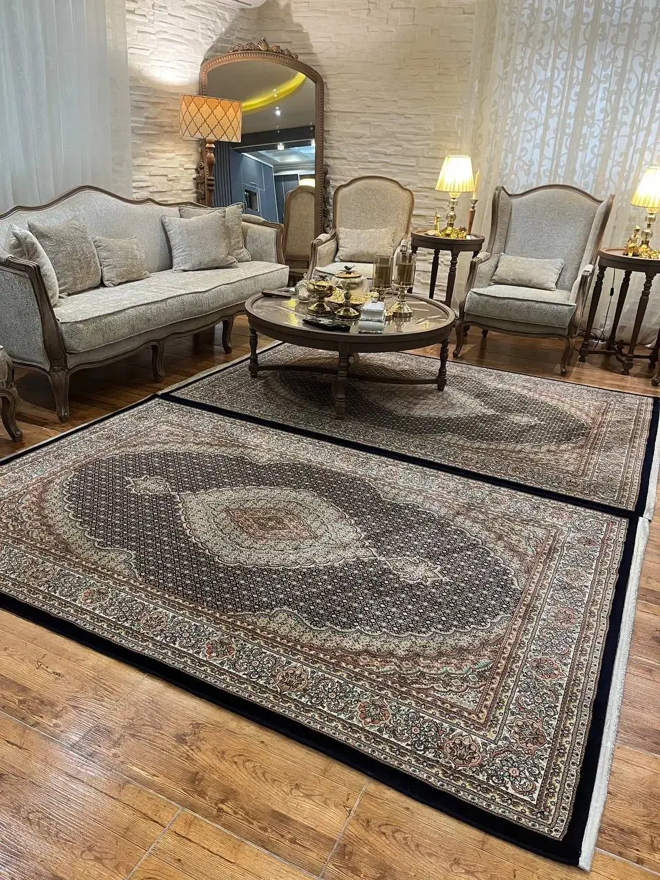 دو تخته فرش چهار متری نقش ماهی قالی سلیمان|فرش|رشت, شالکو|دیوار