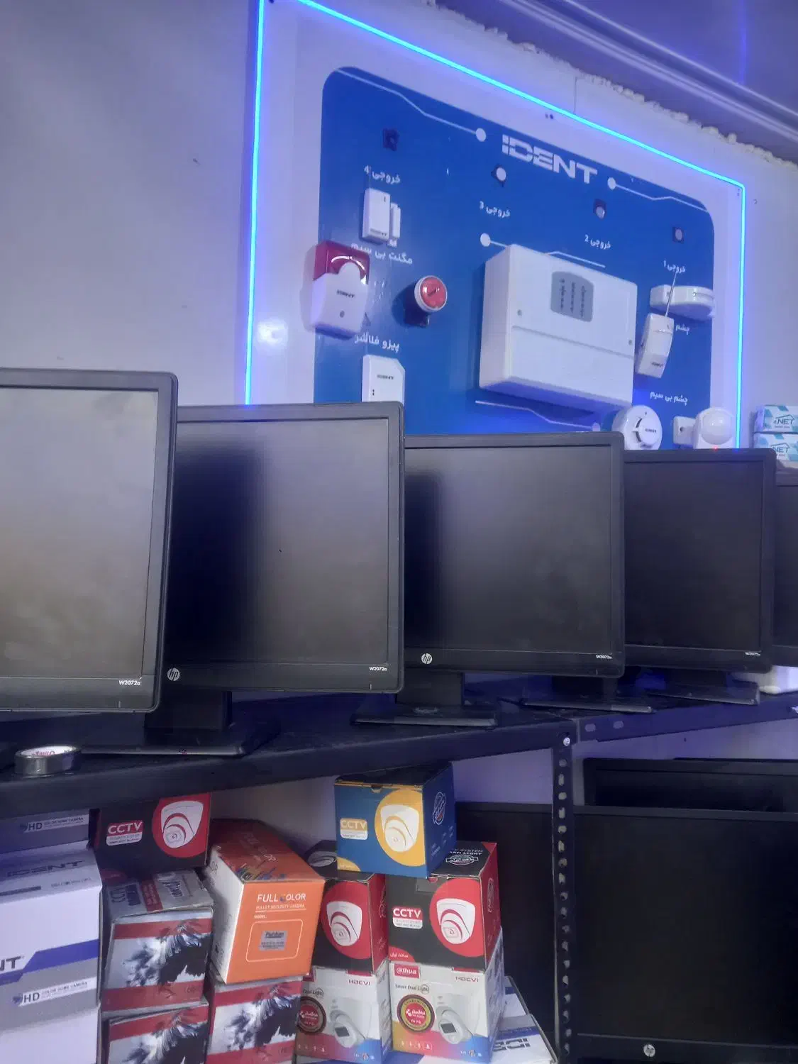 فروش ویژه مانیتور های استوک|قطعات و لوازم جانبی رایانه|اصفهان, رکن الدوله شرقی|دیوار