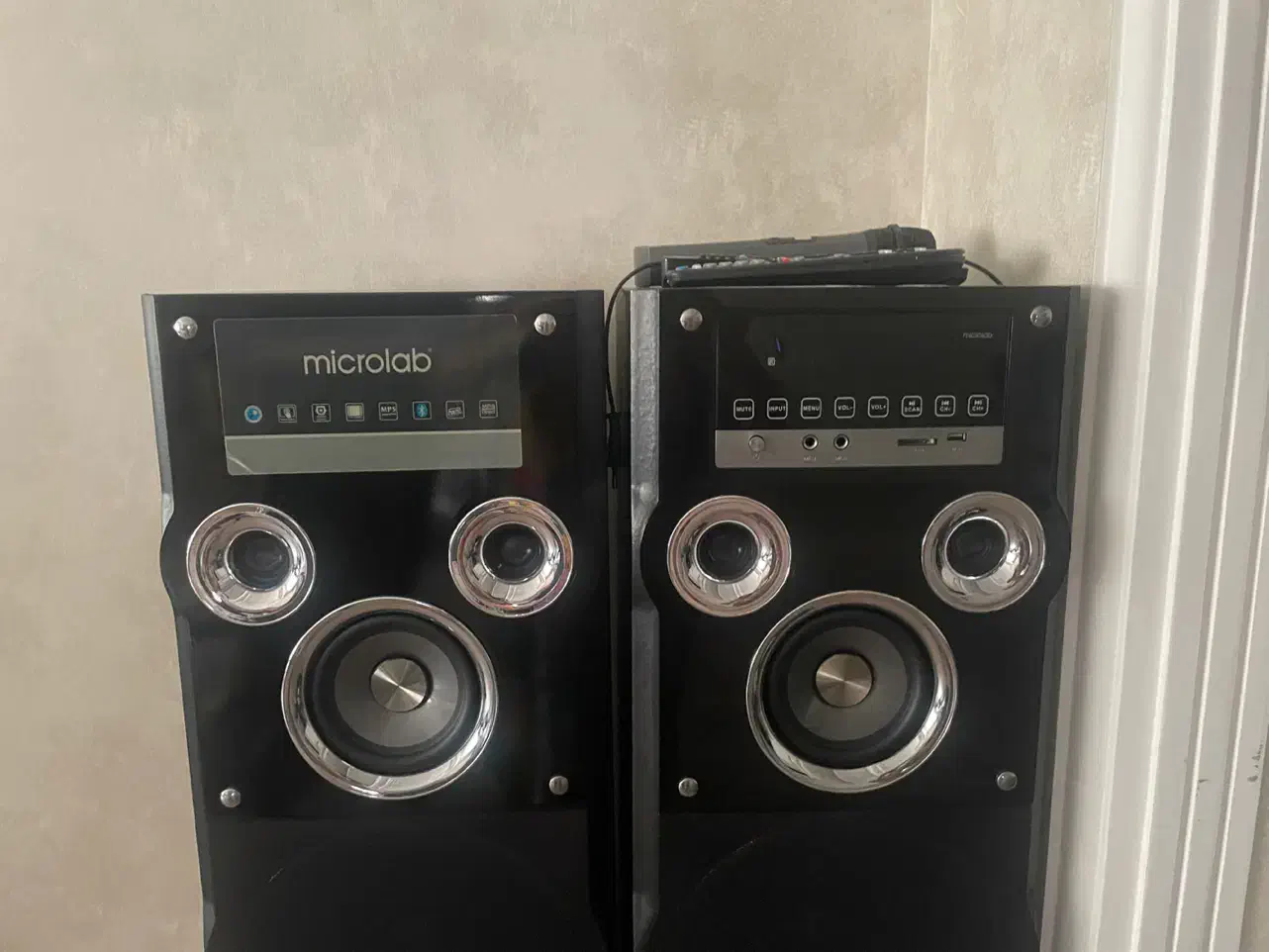 اسپیکر  بزرگ|سیستم صوتی خانگی|رشت, گلسار|دیوار