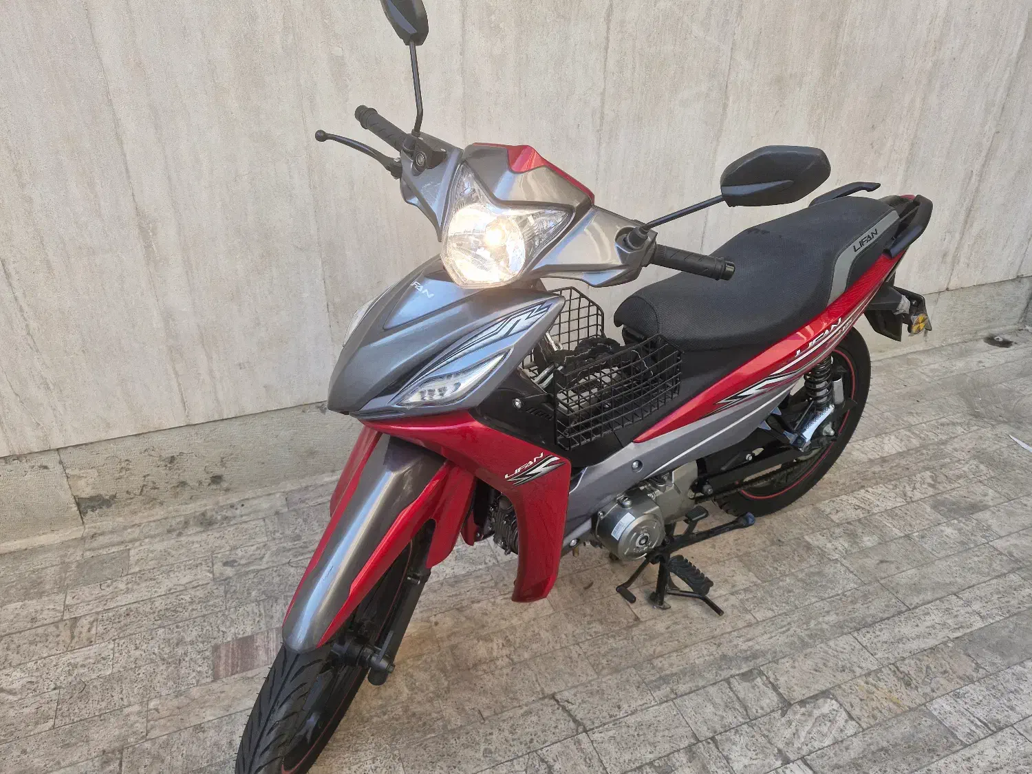 موتور لیفان ۱۳۵ مدل ۱۴۰۰ کارکرد ۶۵۰ کیلومتر|موتورسیکلت|تهران, جهاد|دیوار