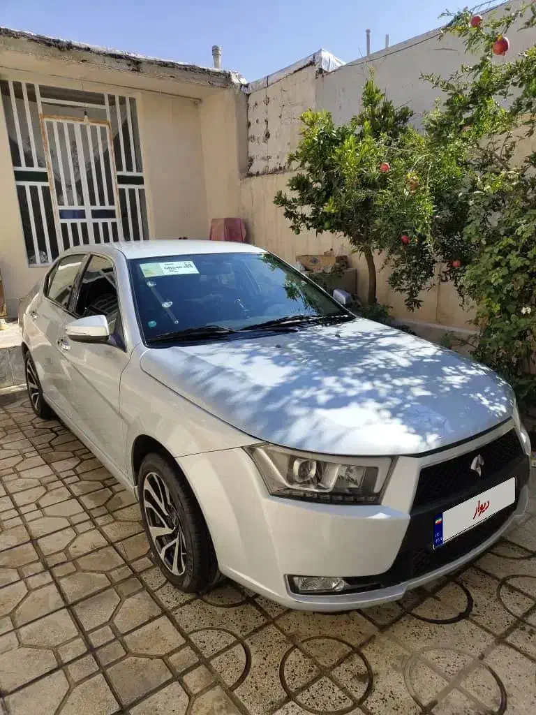 دنا 5دنده مدل1400|خودرو سواری و وانت|شیراز, سعدیه شمالی|دیوار