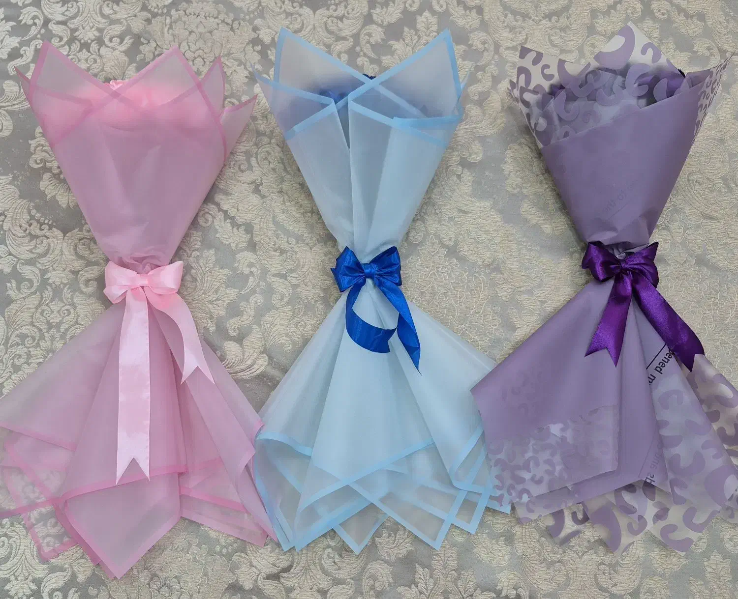 رز ربانی ماندگار|گل مصنوعی|نجفآباد, منتظری شمالی|دیوار