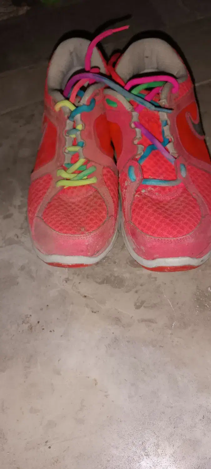 کتونی|کیف، کفش، کمربند|پاکدشت, پاکدشت (مامازند)|دیوار