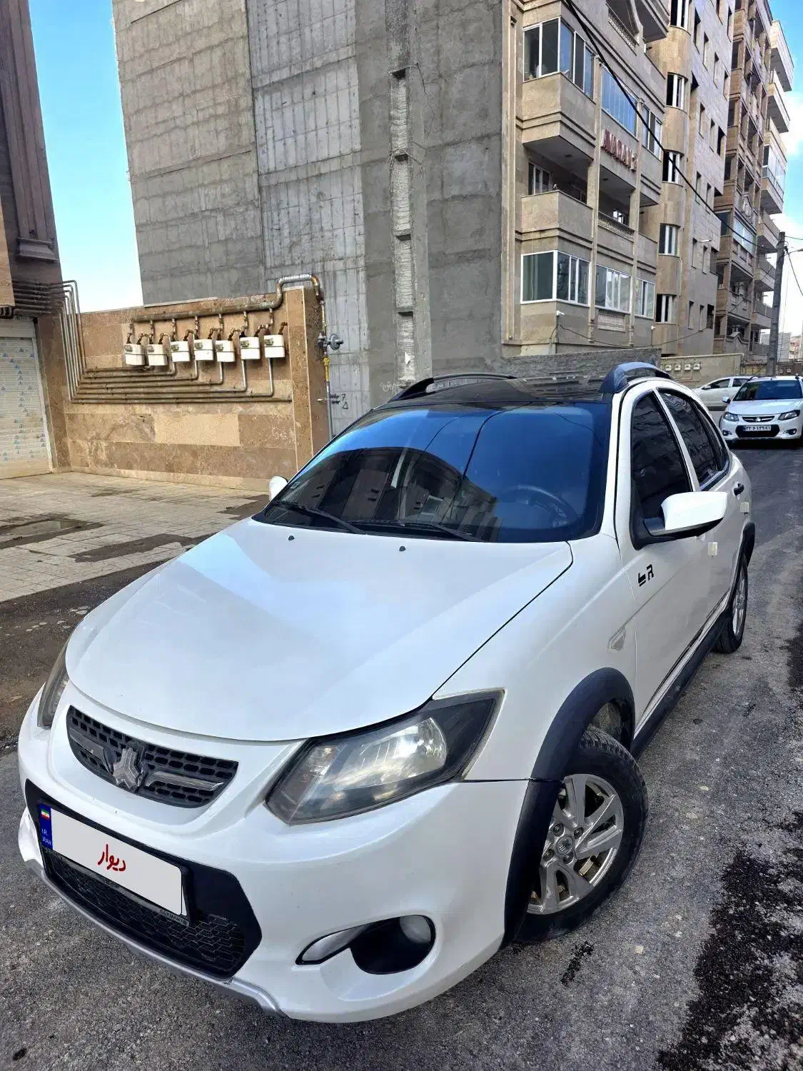 کوئیک R دو رنگ مشکی و سفید|خودرو سواری و وانت|اردبیل, |دیوار