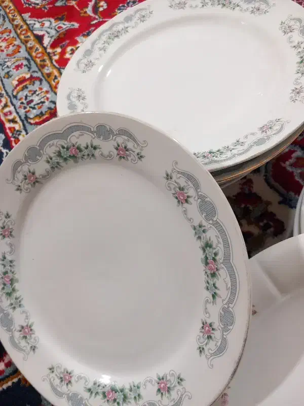 بشقاب تخت بزرگ برای برنج|ظروف سرو و پذیرایی|تبریز, |دیوار