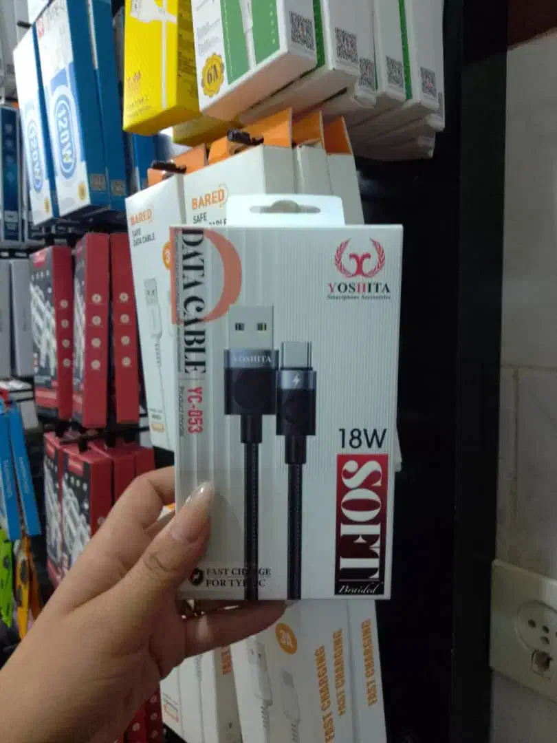 انواع لوازم جانبی با قیمت های باور نکردنی|لوازم جانبی موبایل و تبلت|شهرضا, |دیوار