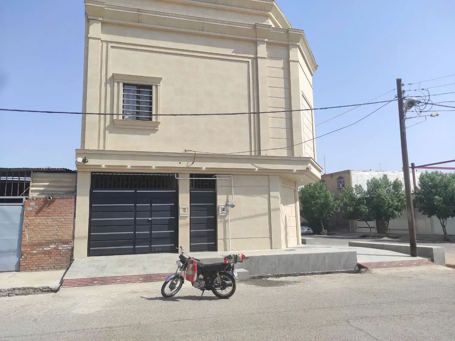 کاشی کاری و گچ کاری پلاسر سیاه و سفید لوله کشی|خدمات پیشه و مهارت|اندیمشک, |دیوار