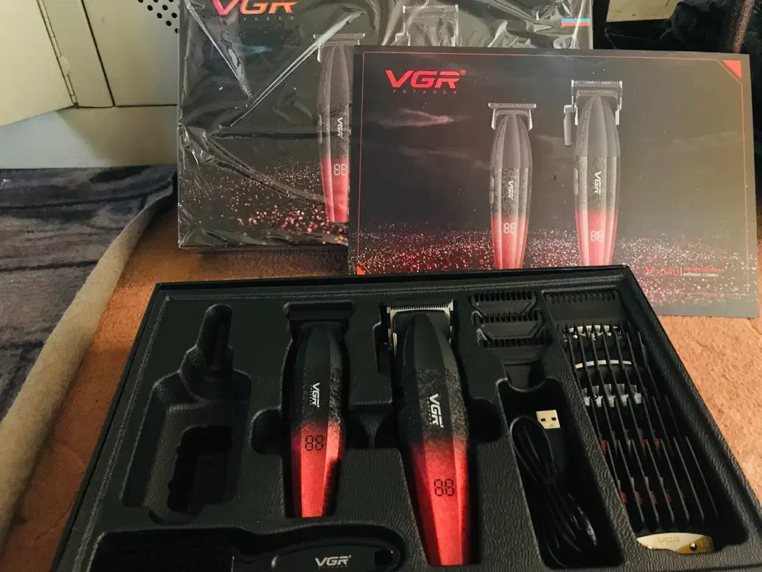 ست کامل ماشین سر زن و خط زنVGR|آرایشی، بهداشتی، درمانی|قیروکارزین, |دیوار