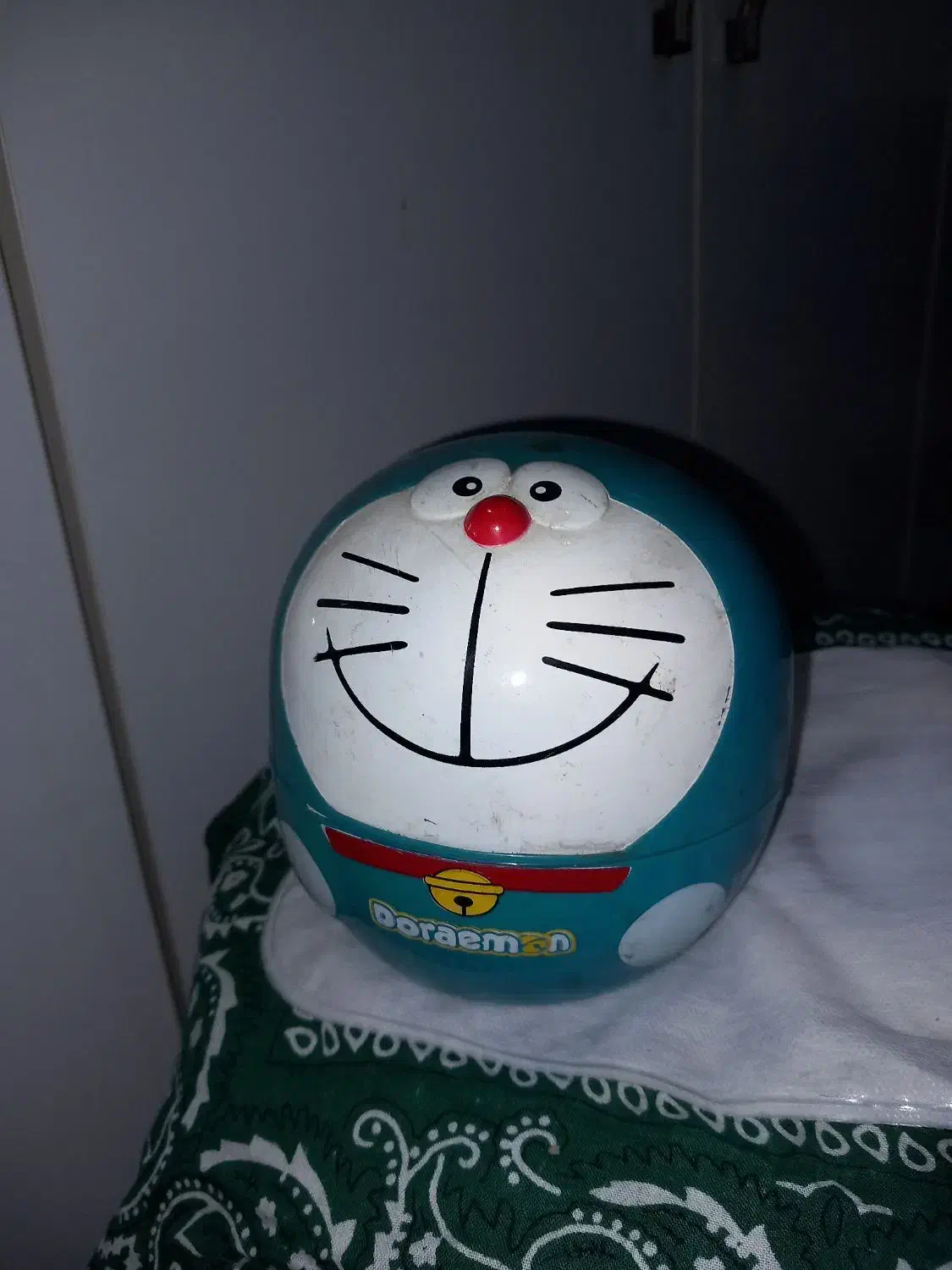 چراغ خواب نیازمند تعمیر لامپ سوخته|لامپ و چراغ|رامسر, |دیوار