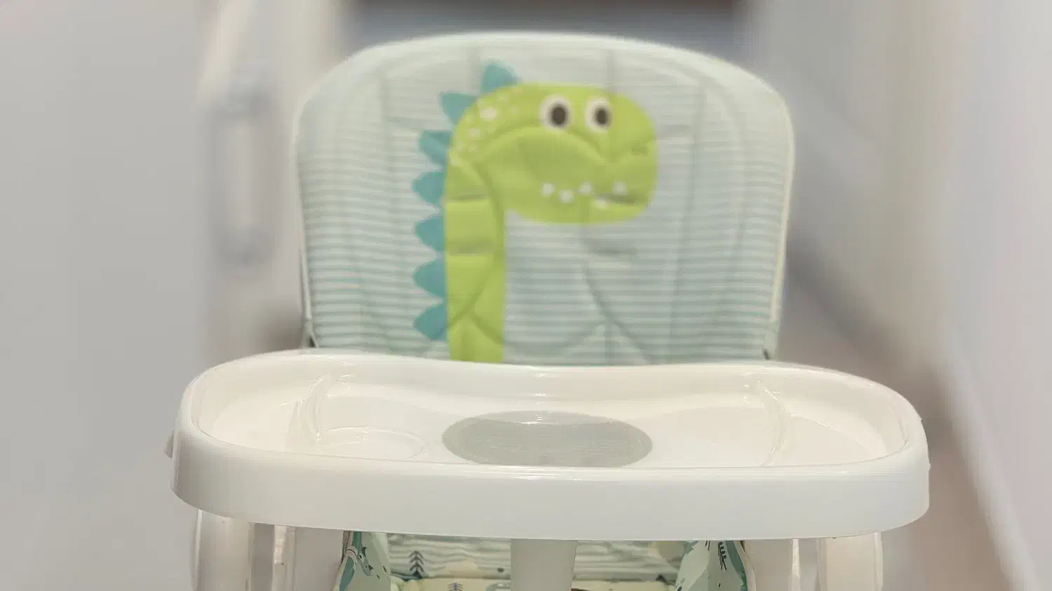 صندلی غذا بچه|تخت و صندلی بچه|قائم‌شهر, |دیوار