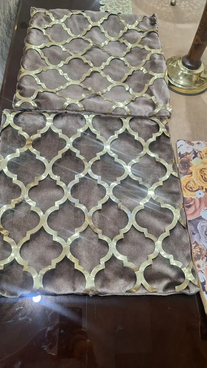 ۴ عدد کوسن|رختخواب، بالش، پتو|مشهد, شهرآرا|دیوار