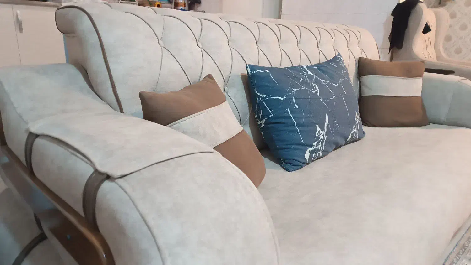 مبل ۸ نفره نو|مبلمان خانگی و میز عسلی|اردبیل, |دیوار