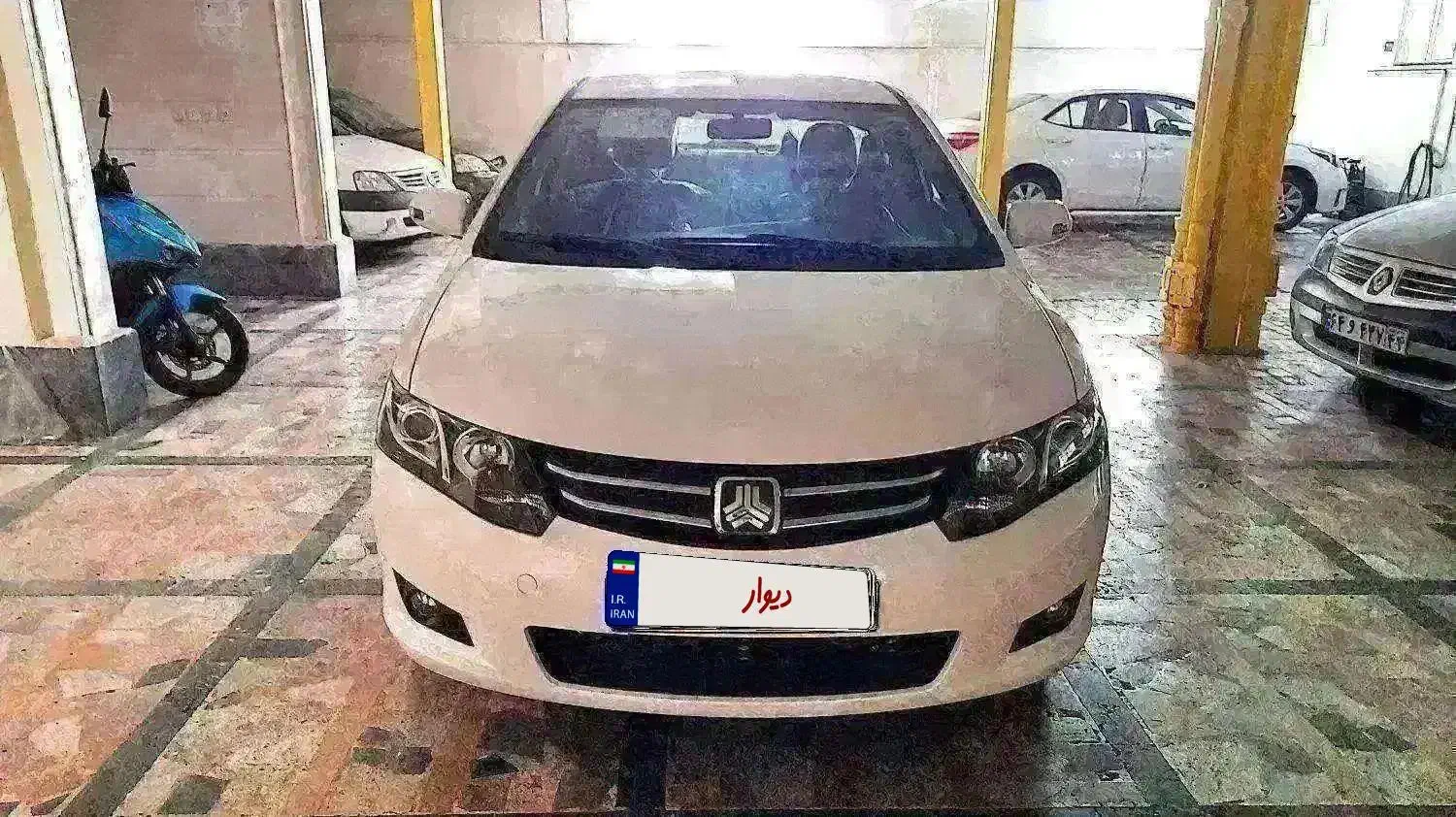 آریو اتوماتیک صفرخشک 1600باگارانتی فعال تحویل 1401|خودرو سواری و وانت|تهران, فرمانیه|دیوار