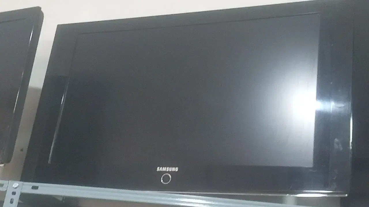 تلویزیون ۳۷ اینچ سامسونگ اصل|تلویزیون و پروژکتور|اسفرورین, |دیوار