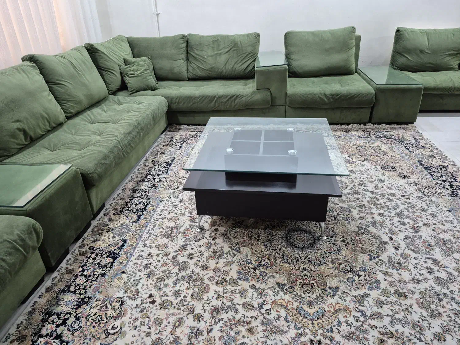 مبلمان ۹ نفره راحتی سبز رنگ|مبلمان خانگی و میز عسلی|اهواز, فاز ۱ پادادشهر|دیوار