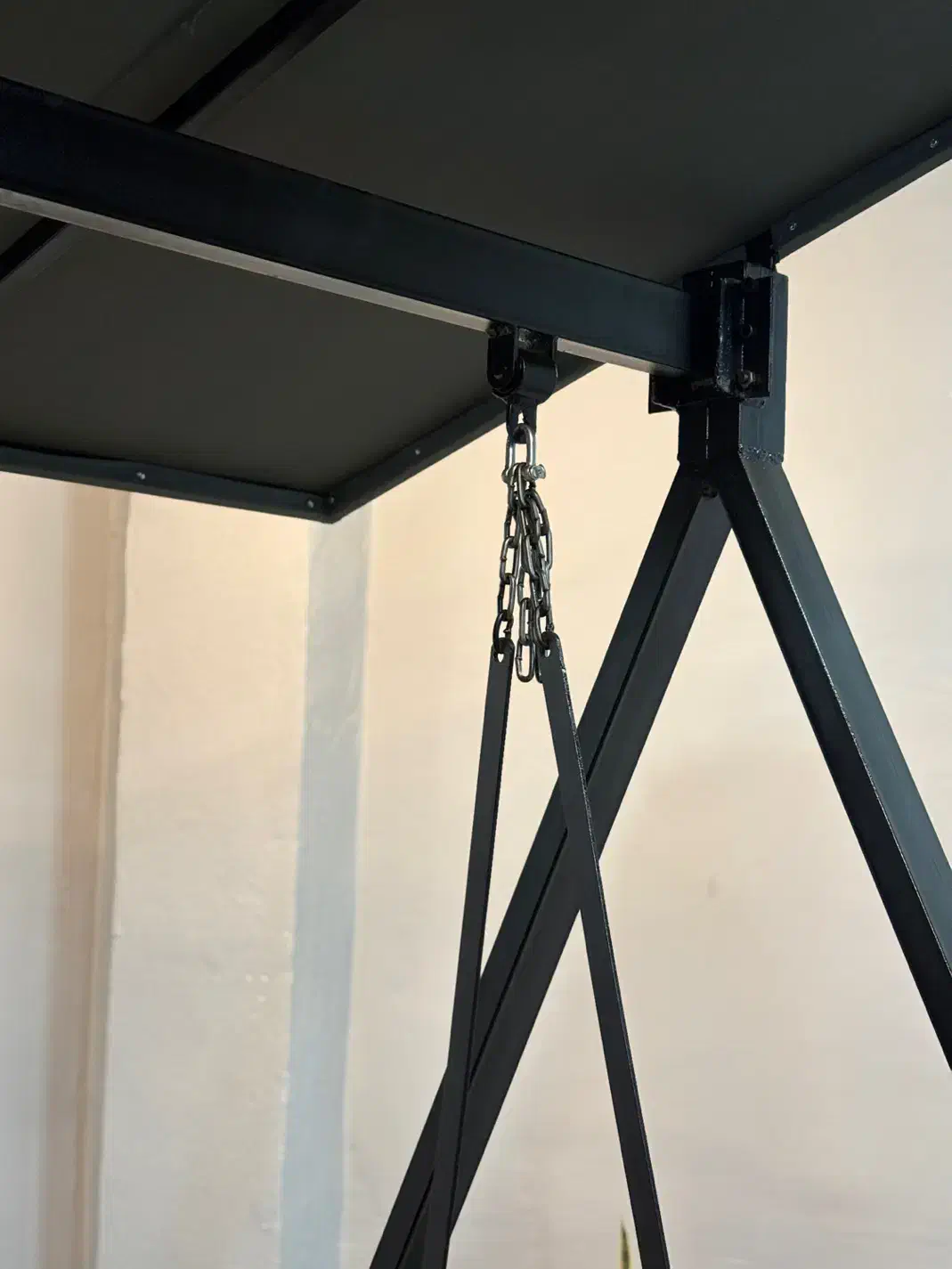 تاب باغی|صندلی و نیمکت|یزد, |دیوار