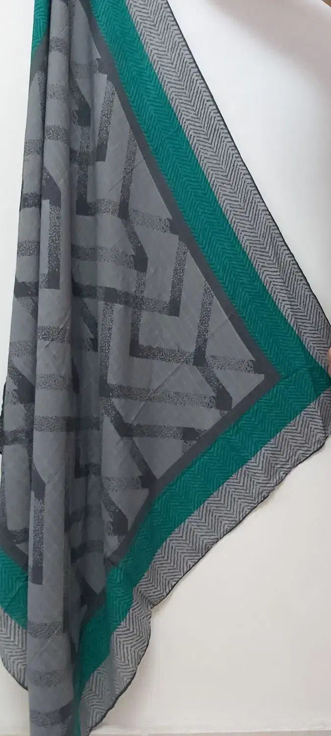 روسری|لباس|رشت, کوی مهر|دیوار