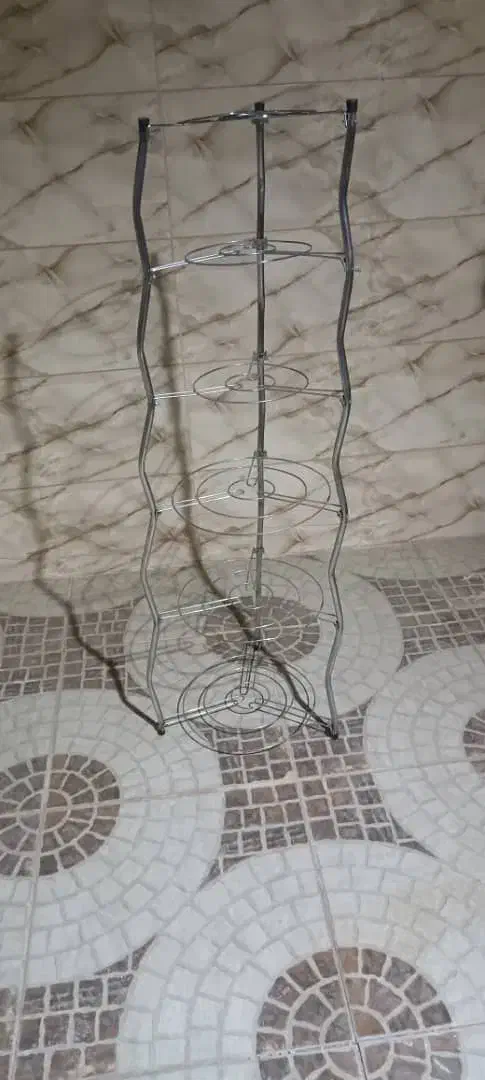 استند قابلمه 6طبقه|آبچکان و نظمدهنده ظروف|اصفهان, ناصرخسرو|دیوار