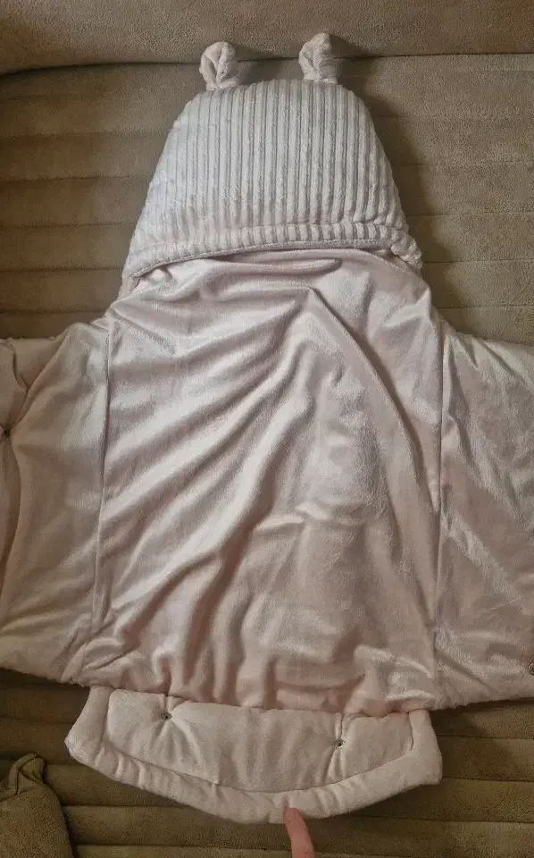 قنداق فرنگی نوزادی|اسباب و اثاث بچه|آران و بیدگل, |دیوار