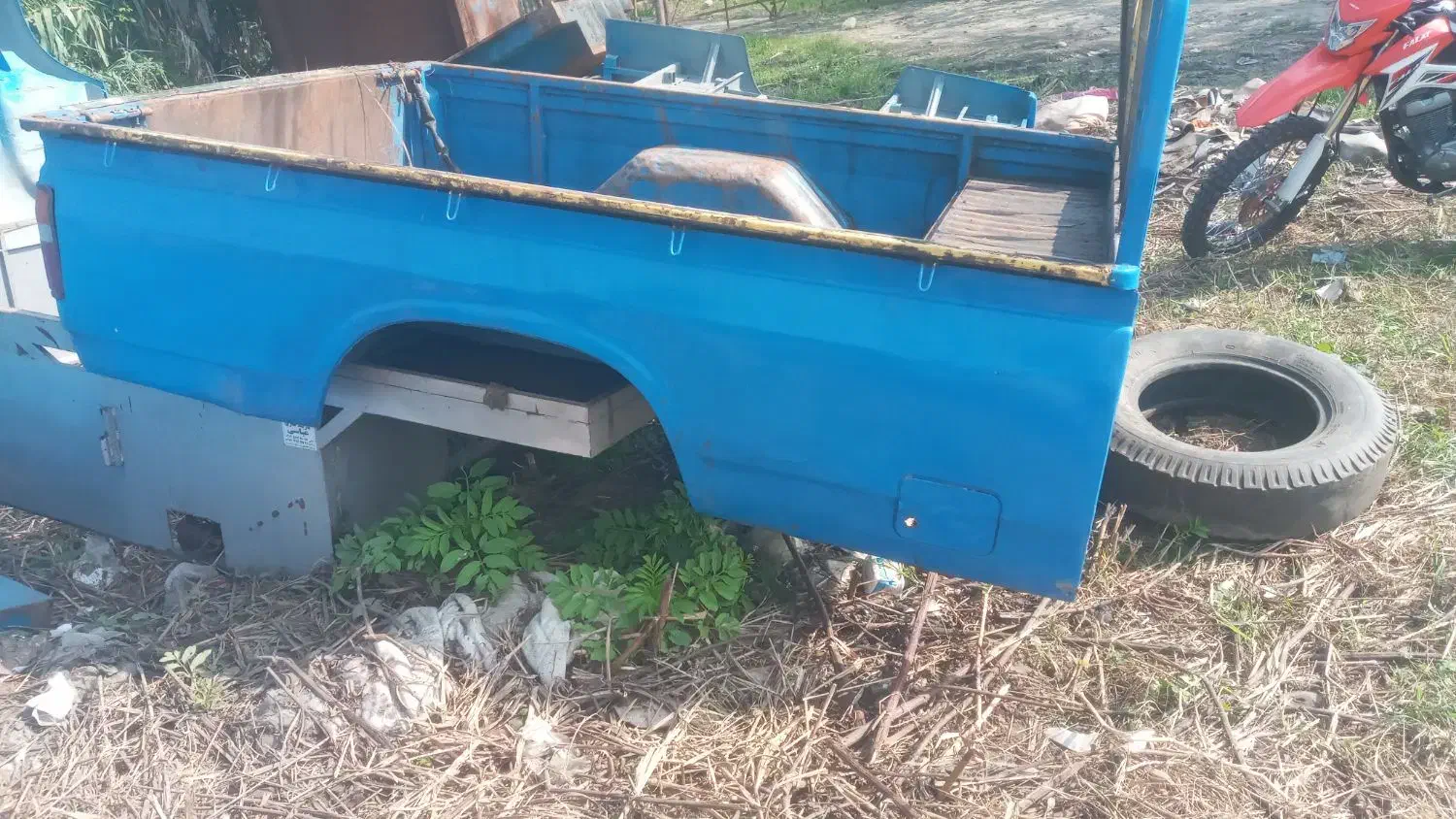 اتاق عقب نیسان|قطعات یدکی و لوازم جانبی|آستانه اشرفیه, |دیوار