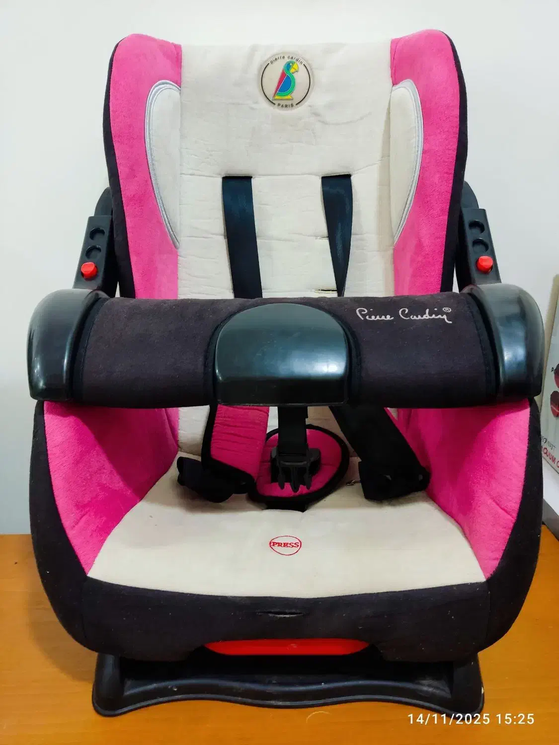 صندلی ماشین کودک|تخت و صندلی بچه|بندرعباس, |دیوار