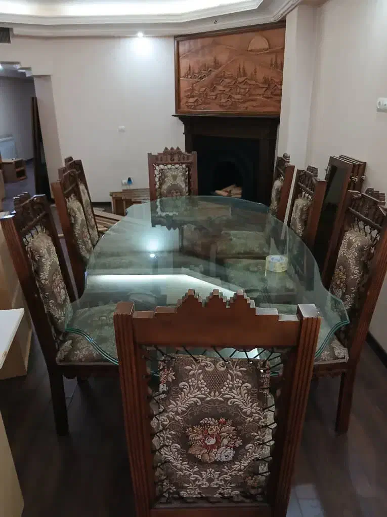 مبل با میز نهار خوری سلطنتی چوب روس اصل|مبلمان خانگی و میز عسلی|تهران, قیطریه|دیوار