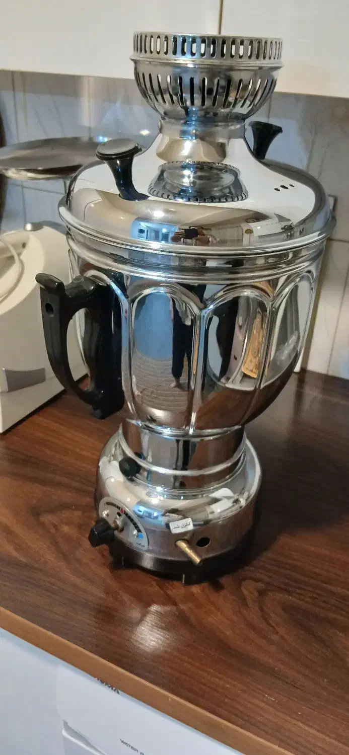 سماور ۴لیتری عالی نسب|سماور، چایساز، قهوهساز|ری, دولتآباد|دیوار