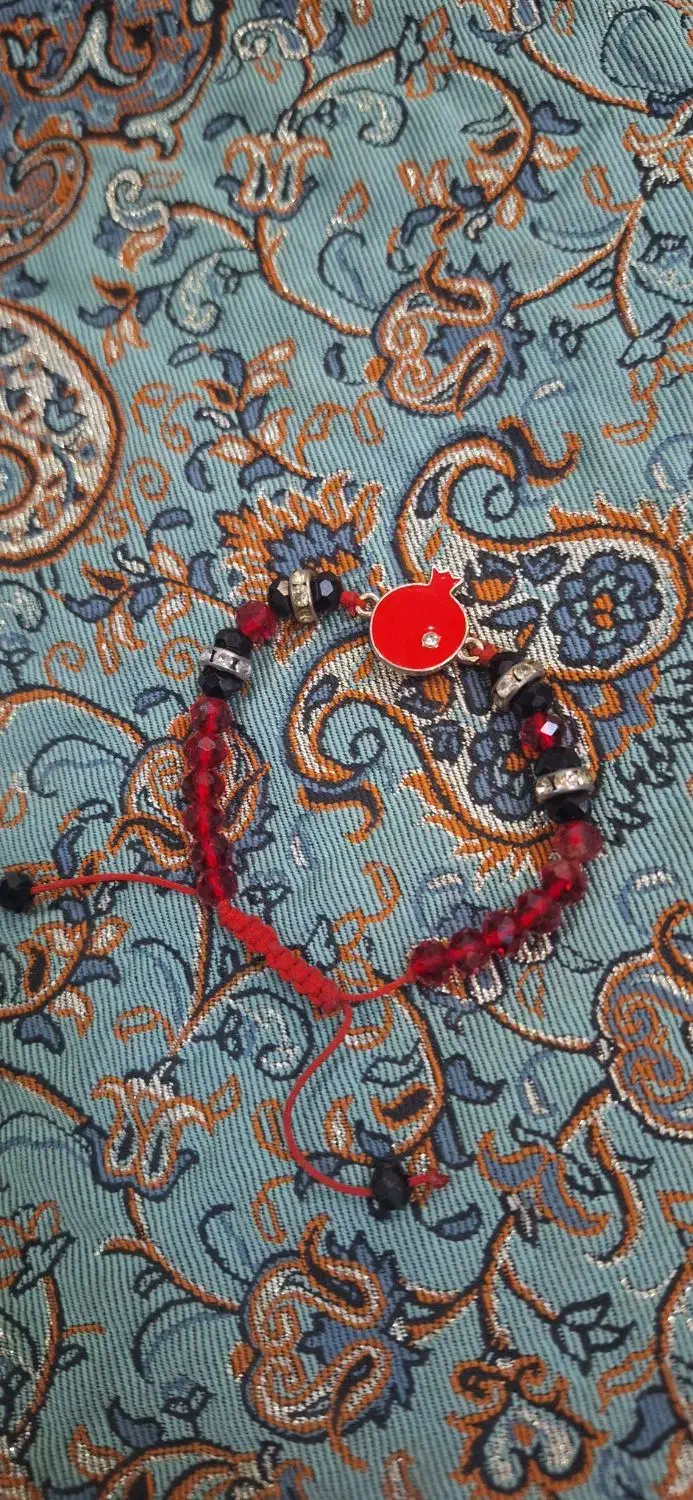 دست بندهای یلدایی|بدلیجات|رباطکریم, رباطکریم|دیوار