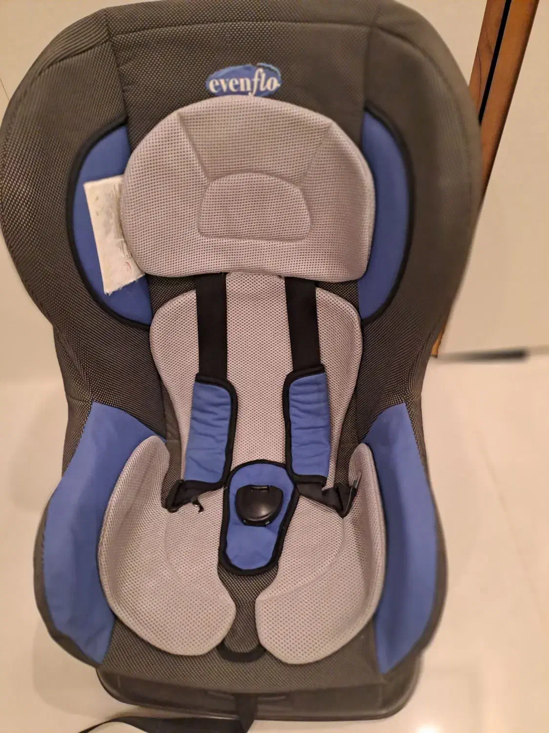 صندلی ماشین کودک|تخت و صندلی بچه|کرمانشاه, |دیوار