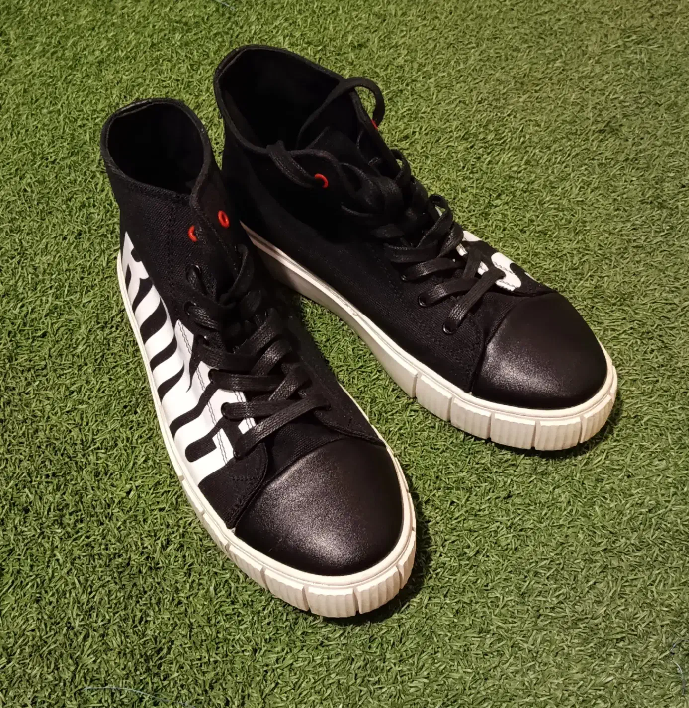 کفش جین وست ( جوتی جینز )|کیف، کفش، کمربند|زنجان, |دیوار