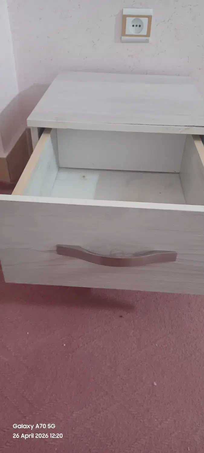 میز|میز تحریر و کامپیوتر|زنجان, |دیوار