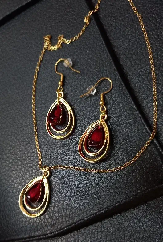 نیم ست یلدایی رنگ ثابت|بدلیجات|میانه, |دیوار