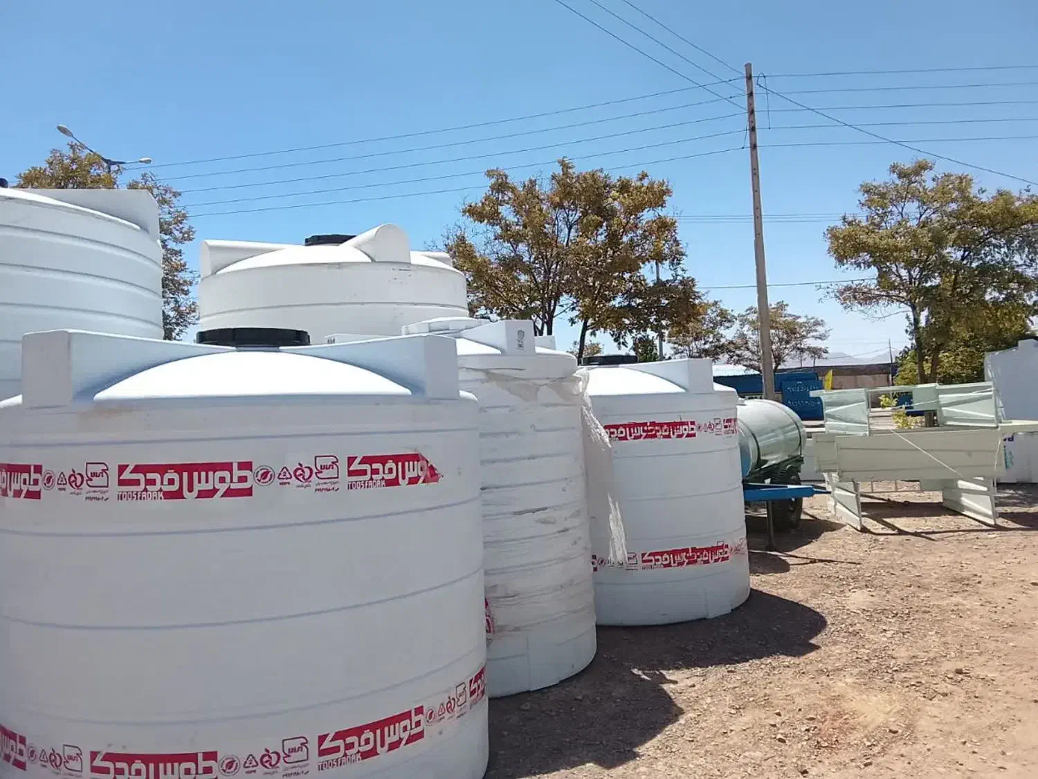 مخزن و تانکر پلیمری و گالوانیزه شرعی|مصالح و تجهیزات ساختمان|قائن, |دیوار