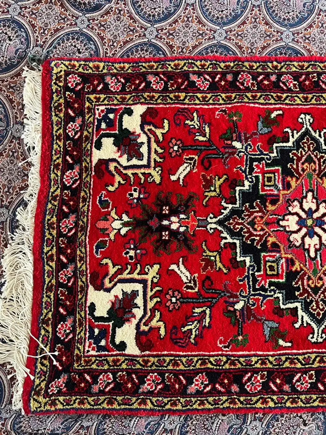 فرش زرنیم|فرش|تبریز, |دیوار