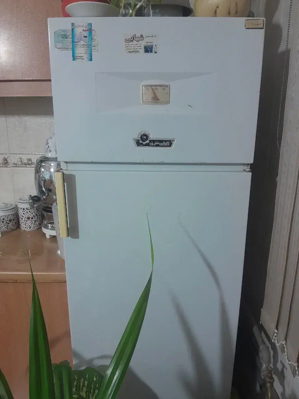 فروش کابینت هود آبگرمکن|کتابخانه، شلف، قفسه‌های دیواری|کاشمر, |دیوار