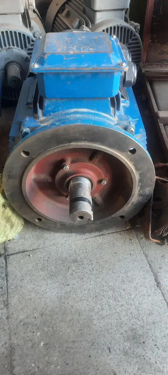 دینام،الکتروموتور ۵۰اسب ۳۰۰۰دور|ماشین‌آلات صنعتی|قزوین, |دیوار