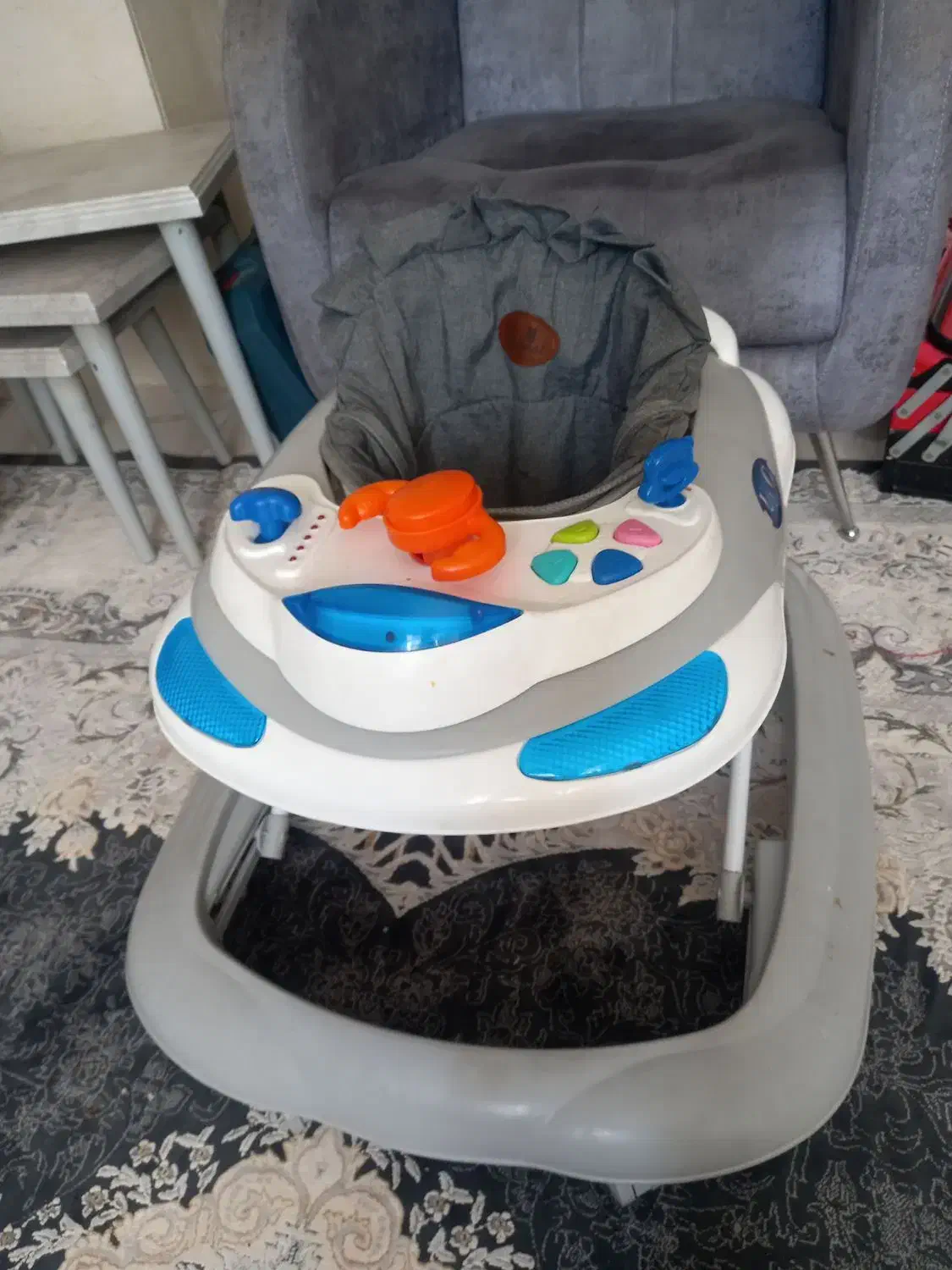 روروئک|کالسکه و لوازم جانبی|هشتگرد, شهرک راه آهن|دیوار