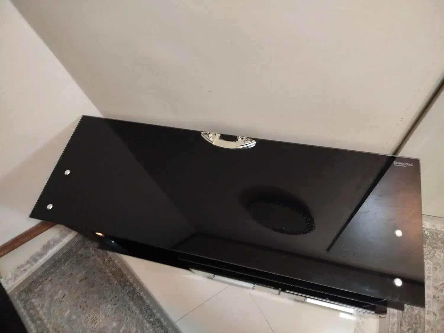 میز تلوزیون سالم و تمیز بدون هیچ ترک و شکستگی|میز تلویزیون|تهران, مینیسیتی (شهرک نفت)|دیوار