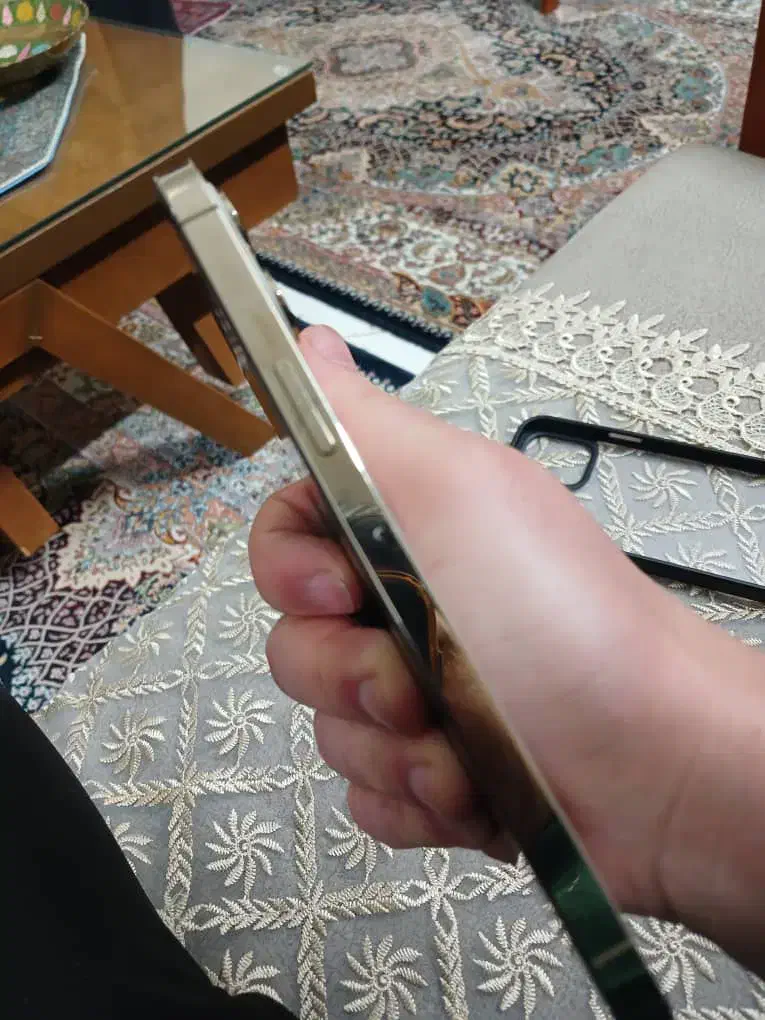 ۱۲پرومکس ۲۵۶ zaa بدون خط وخش باتری ۷۸|موبایل|تهران, نازی‌آباد|دیوار