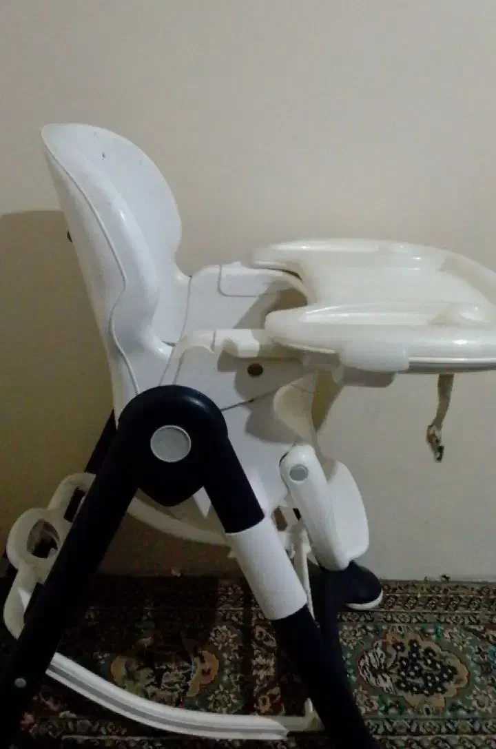 صندلی غذا خوری و تاب کودک|تخت و صندلی بچه|تهران, هفت چنار|دیوار