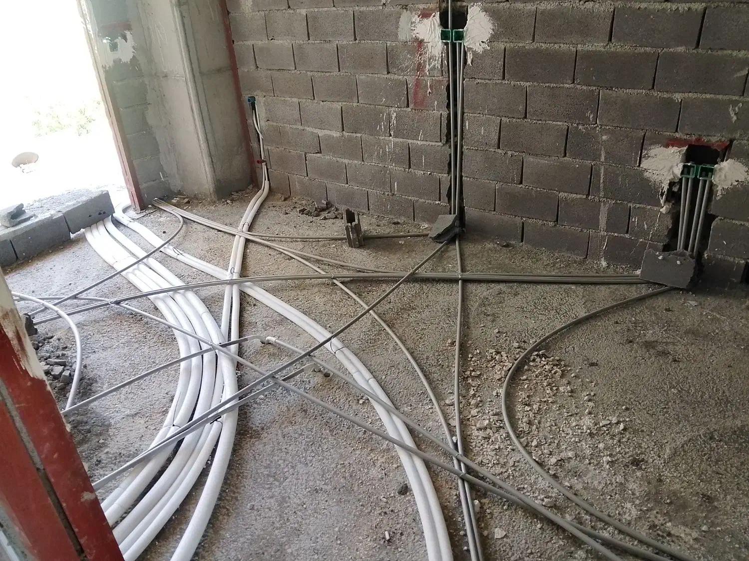 برقکاری ساختمان با 15 سال تجربه|خدمات پیشه و مهارت|سنندج, |دیوار