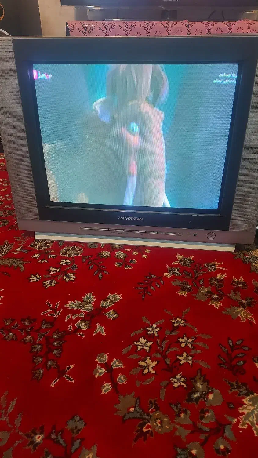 تلویزیون ۲۱سالم سالم هست|تلویزیون و پروژکتور|کرمان, |دیوار
