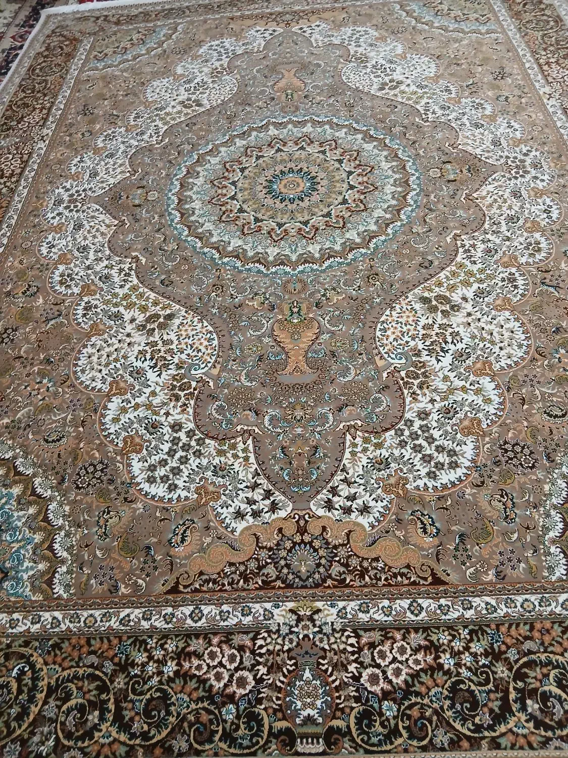 فرش ماشینی ۱۲ متری|فرش|اهر, |دیوار