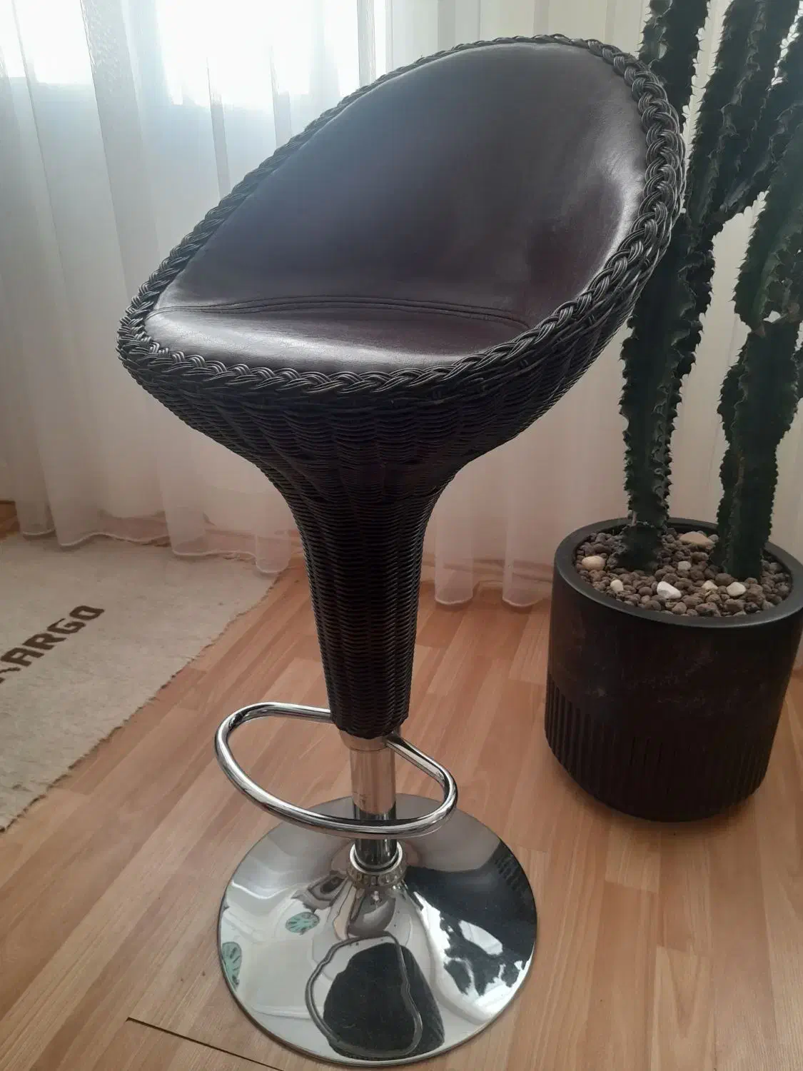 صندلی اپن|صندلی و نیمکت|ارومیه, |دیوار