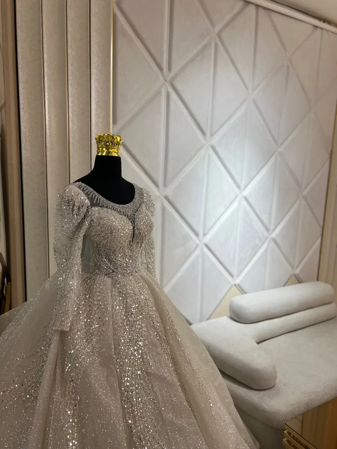 آموزش تئوری وعملی میکاپ،کوتاهی،بندوابرودرآموزشگاه|استخدام آموزشی|بجنورد, |دیوار