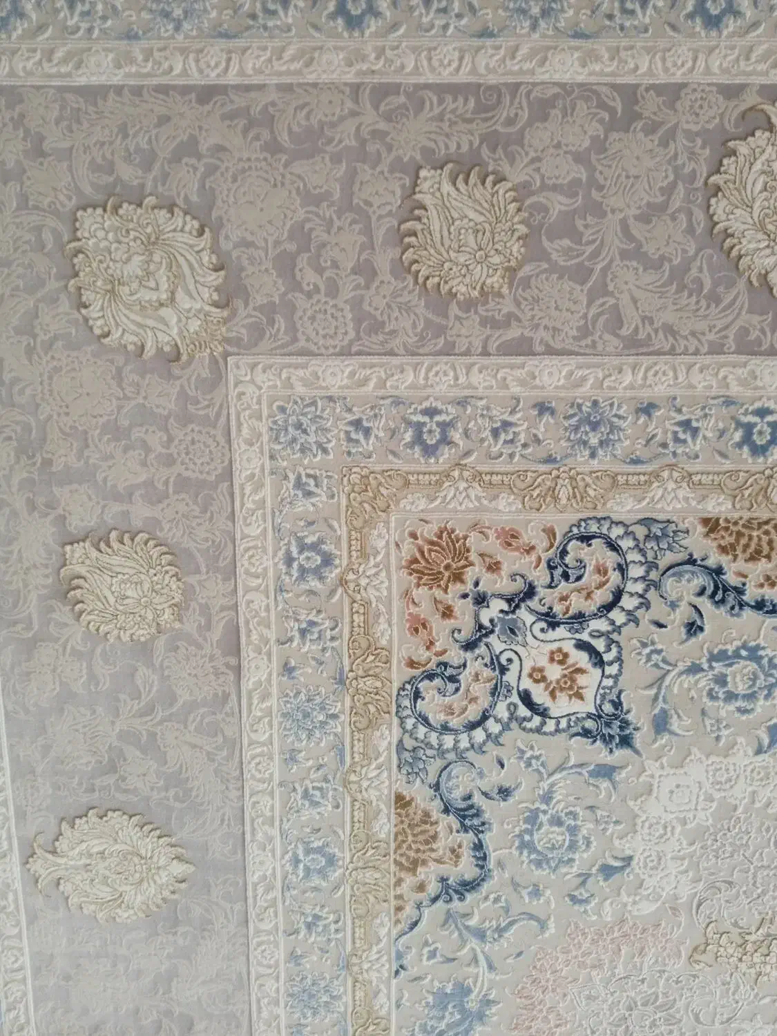 فرش ۱۲۰۰ شانه|فرش|برخوار, |دیوار