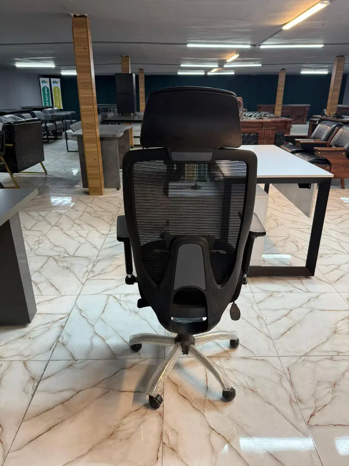 صندلی مدیریتی اداری مشبک و مبلمان اداری|مبلمان اداری|تهران, خلازیر|دیوار