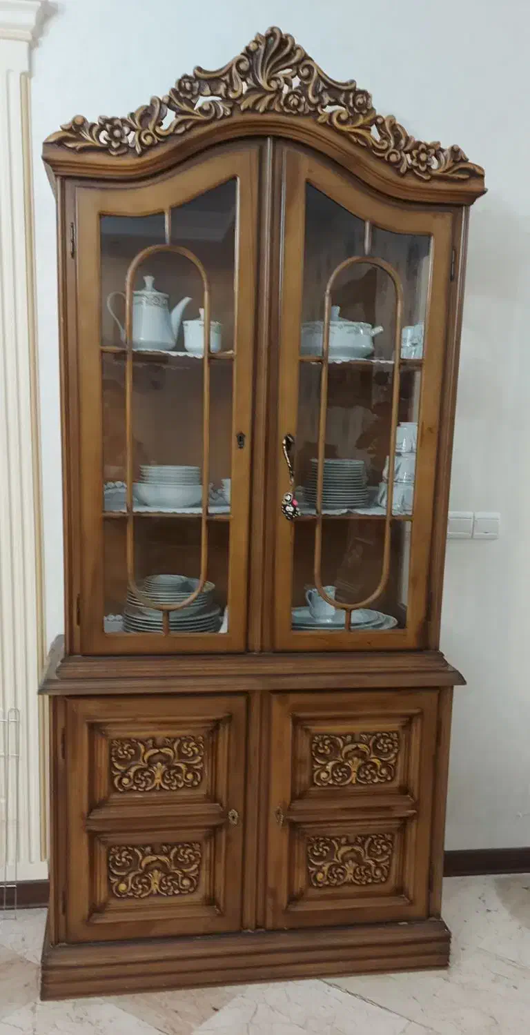 ویترین و بوفه دو تیکه منبت کاری|بوفه، ویترین، کنسول|تهران, حکیمیه|دیوار
